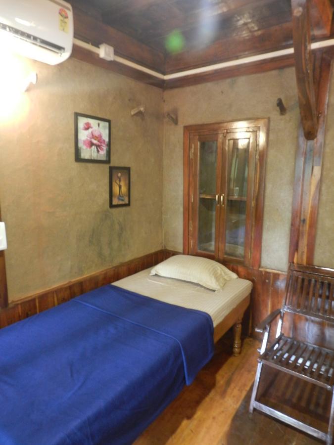 Bangli, The Finest Konkan Living Otel Dāpoli Dış mekan fotoğraf